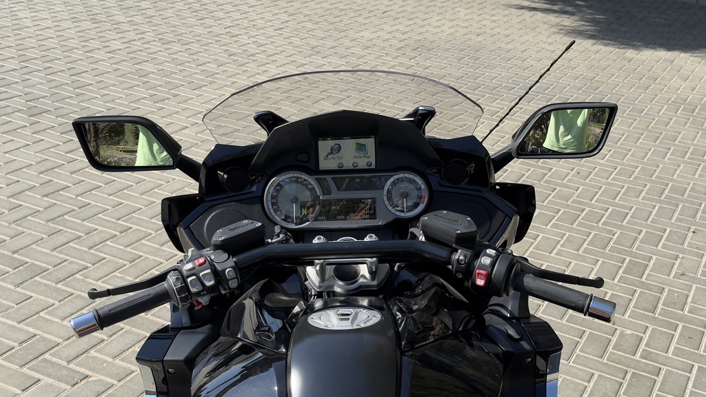 BMW K1600B