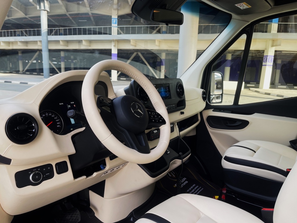 Mercedes-Benz Sprinter 2021