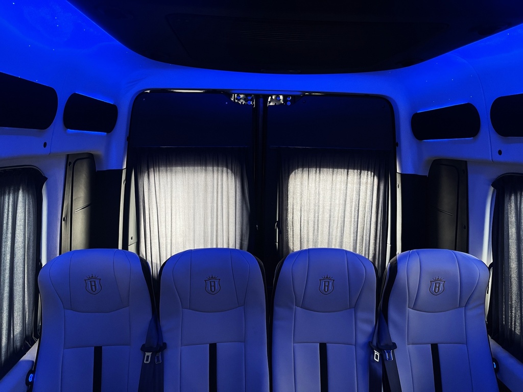 Mercedes-Benz Sprinter 2021