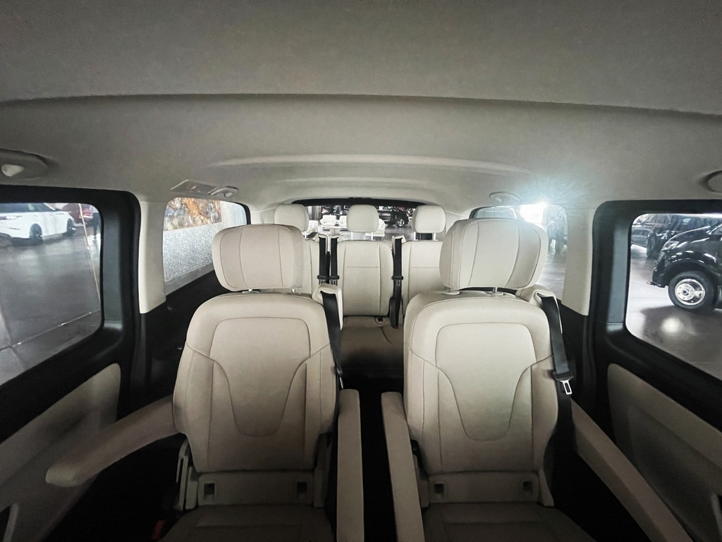Mercedes-Benz Vito 2023